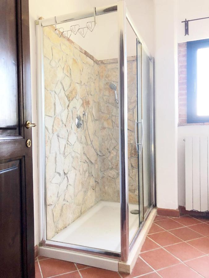 Relais Casale Il Poggetto - Olivo 1 By Zoom In Earth Apartamento Cecina  Exterior foto